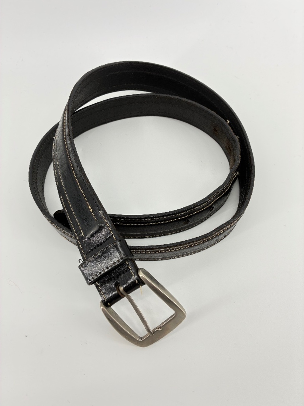 MASSIVE $10 SALE Danier Genuine Leather Men’s Belt Made in Canada
